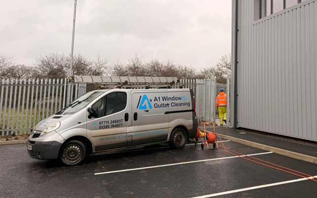 site cleaning feature 644 402